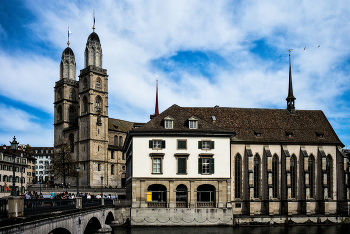 Zürich / ***