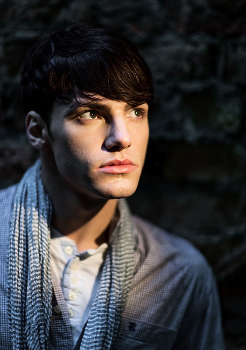 Alexander / ***