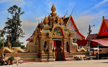 Tempel / ***