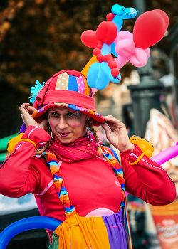 Aufstand der Farben / ***