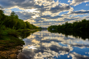 Abend auf dem Fluss / ***