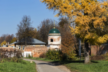Rizopolozhensky Kloster / ***