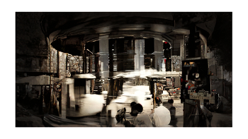 CAROUSEL / ***