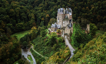 Burg Eltz / ***