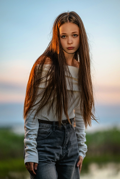  / ***