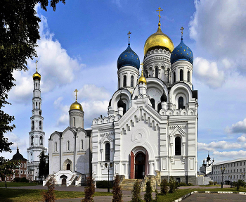 Nikolo - Ugreshsky Kloster / ***