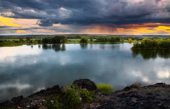 Storm Front / ***