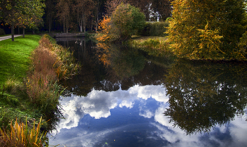 Sky in Wasser / ***