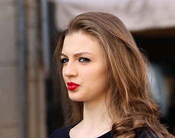 Julia / ***