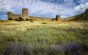 Sudak Festung / ***