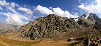 Auf dem Pass / ***
