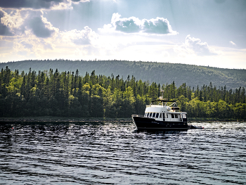 Boat / ***