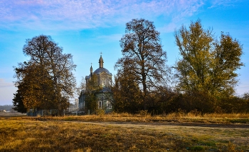 Village Tempel. / ***