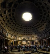 Pantheon / ***