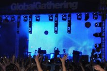 Global Gathering / ***