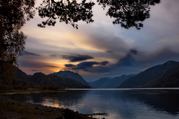 Bei Sonnenaufgang / ***