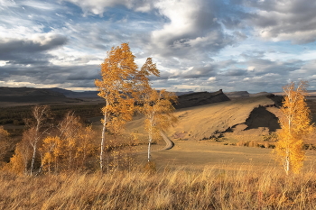 Herbst-Sonnenuntergang / ***