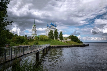 herannahenden Sturm / ***