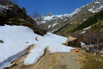 Sonnenuntergang in den Bergen / ***