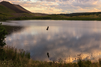 Sonnenuntergang über dem See / ***