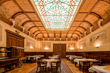 Hotel &amp; Restaurant Elefant / historischer Speisesaal