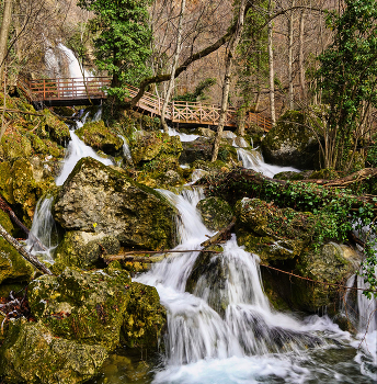 Wuchang-Su Wasserfall / ***