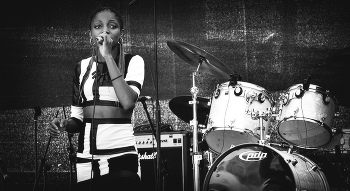 &nbsp; / https://www.youtube.com/watch?v=EwIMdONezbQ