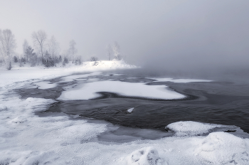 Schwerelosigkeit / ***