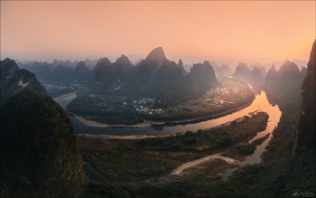 Xianggong Hill / ***