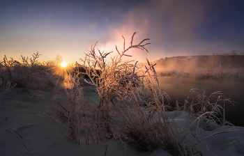 Winter-Sonnenaufgang / ***