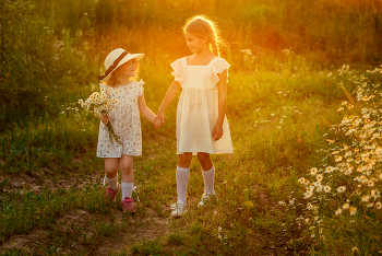 zwei Schwestern / ***