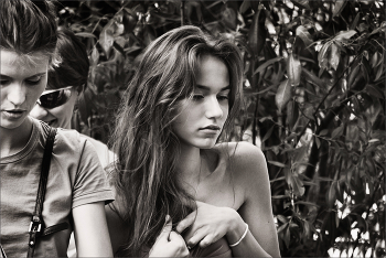 Hinter den Kulissen ... / ***