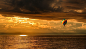 Bei Sonnenuntergang / ***