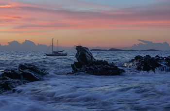 Das felsige Ufer / ***