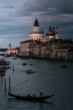 Venedig / ***