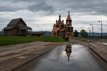 Paraskeva Kirche / ***