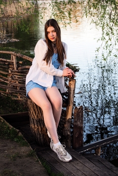 &nbsp; / ***