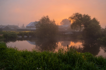 Bei Sonnenaufgang. / ***