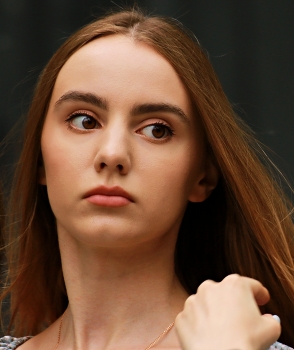 Julia / ***