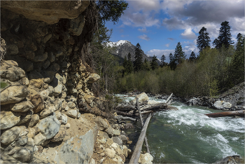 mountain River / ***