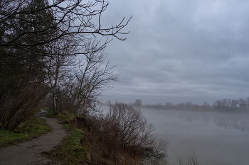 Februar / ***