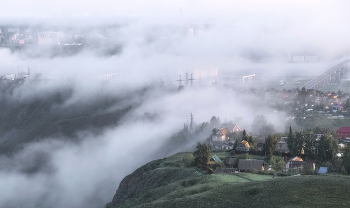 Stadt im Nebel / ***