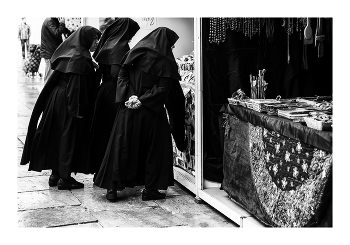 CROWS / ***