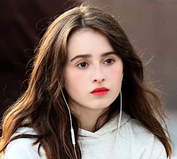 Julia / ***