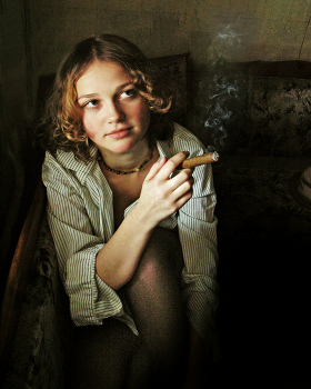 Girl / ***