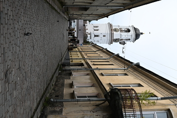 Clock Tower / ***
