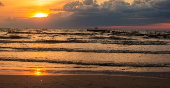 Road to the Sun / ***