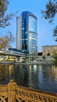 Moskau-Fluss / ***