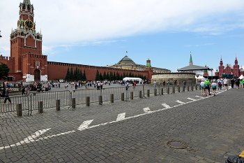 Red Square / ***