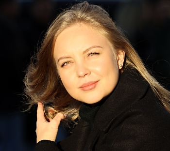 Julia / ***